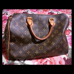 Louie Vuitton Speedy 30